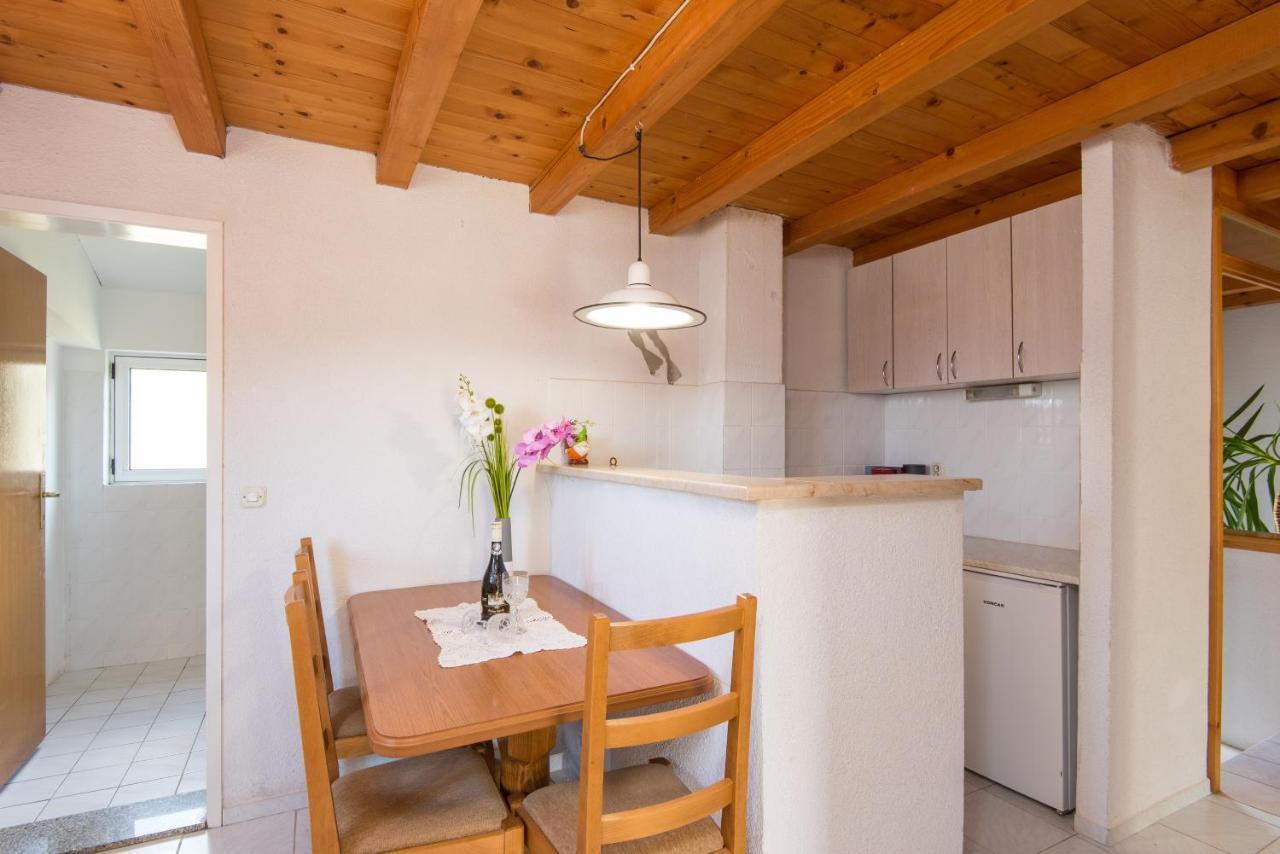 Apartments With A Parking Space Zuljana, Peljesac - 4574 Exterior photo