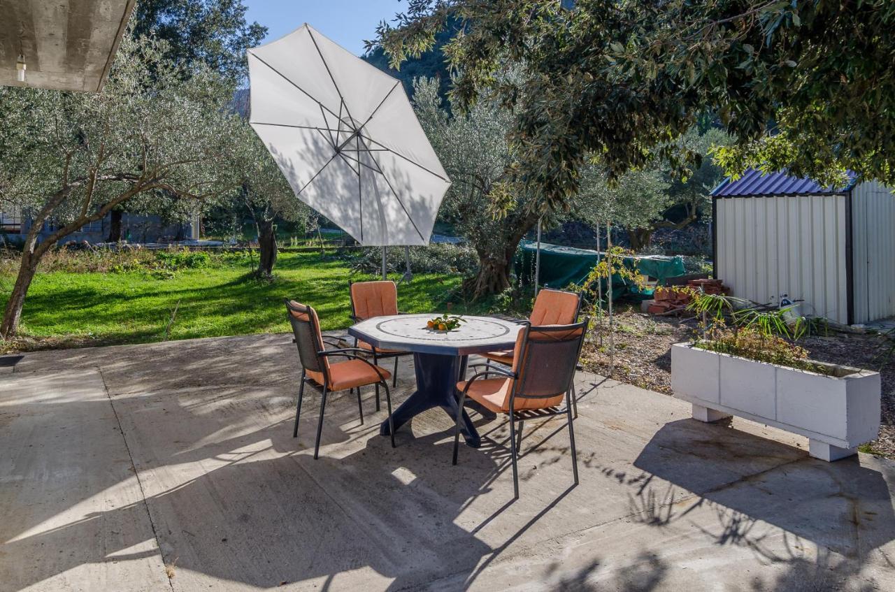 Apartments With A Parking Space Zuljana, Peljesac - 4574 Exterior photo